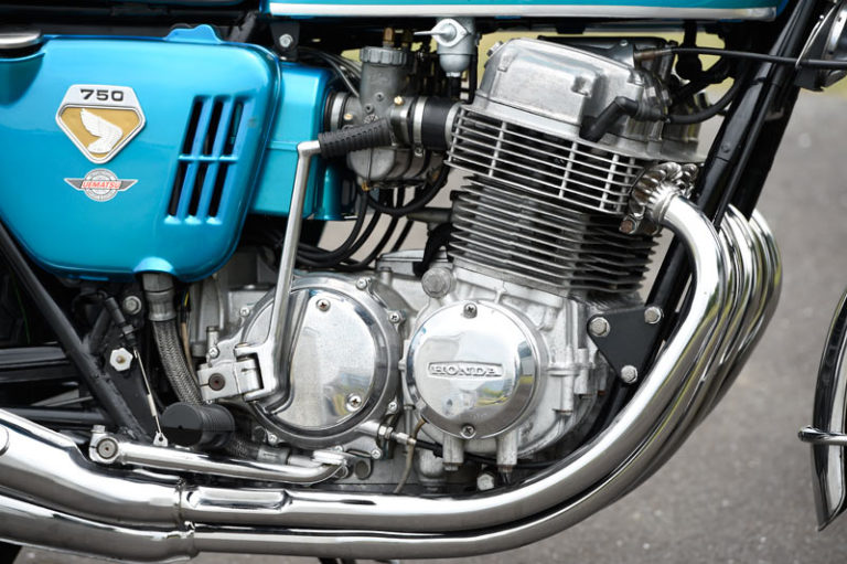 cb750four サービスアーカイブス モトショップハマ&ゼウス | あのCB750FOURーK0のサービスアーカイブス