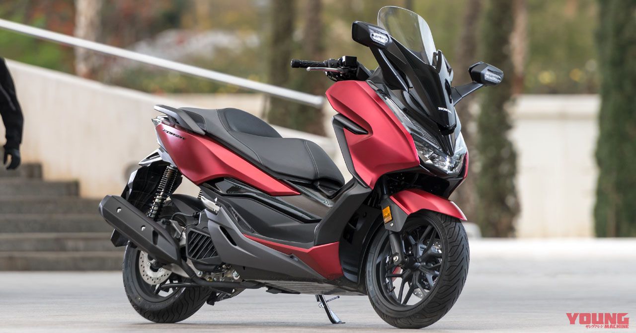 2018新型フォルツァ125は250と同じ装備に（19ページ目）