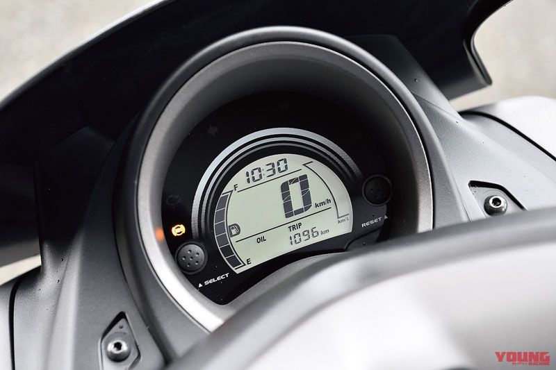 YAMAHA NMAX155｜[自分だけのバイク選び＆最新相場情報]ヤマハNMAX155(2018) 試乗レビュー