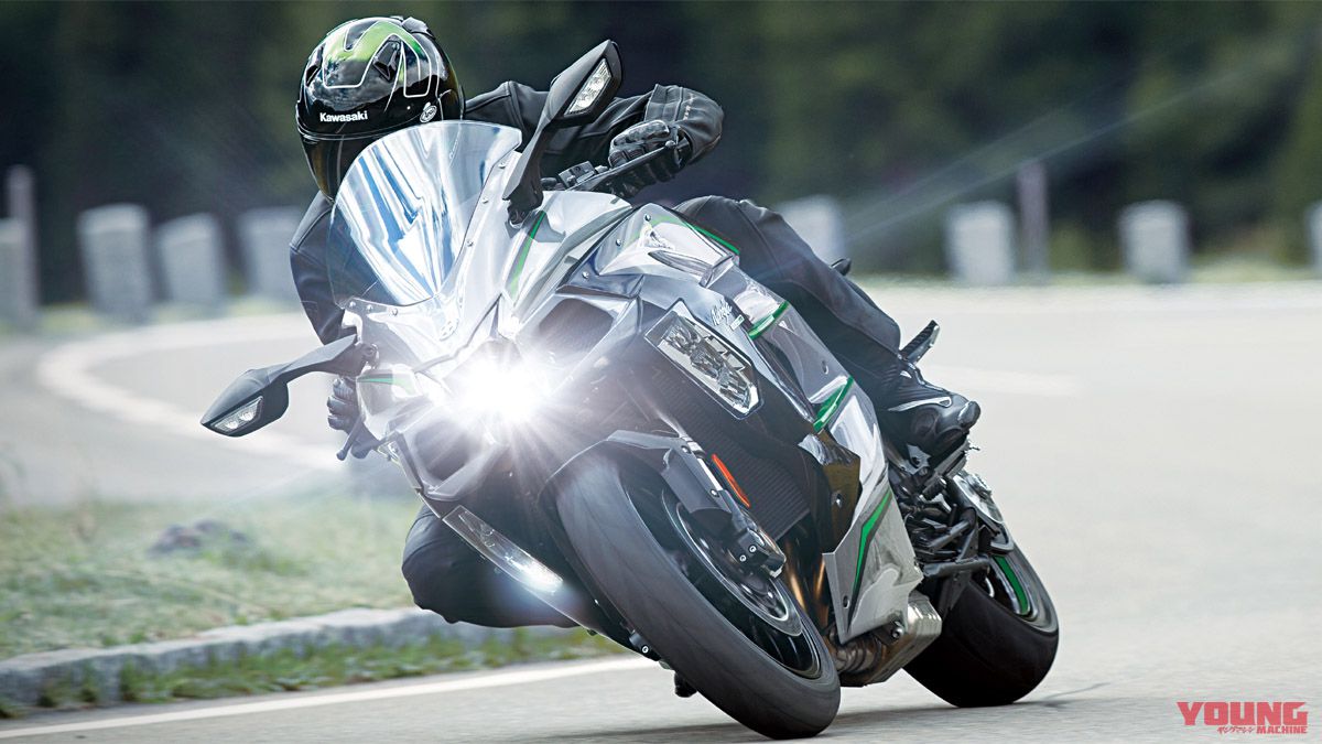 2019新型Ninja H2 SX SE+は、電サス採用にスマホとも繋がる