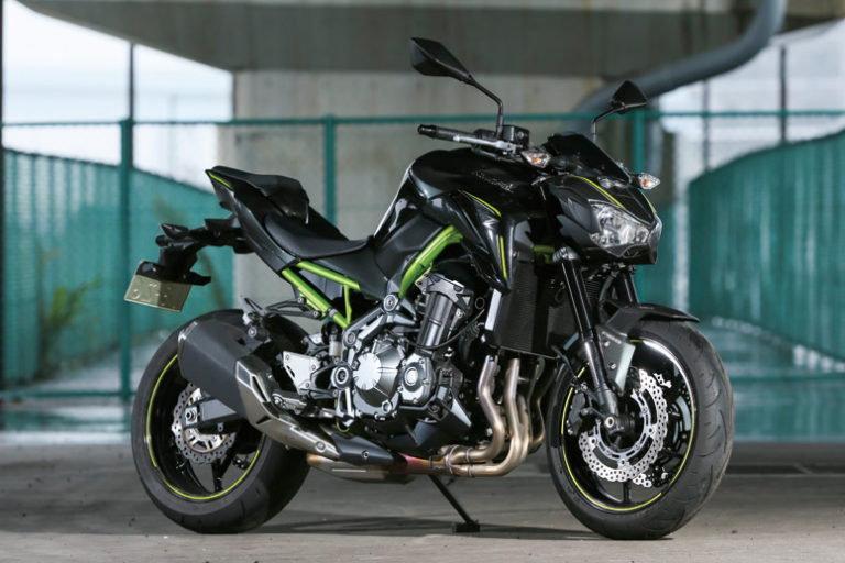 KAWASAKI Z900