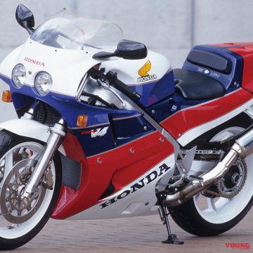 HONDA VFR750R（RC30）