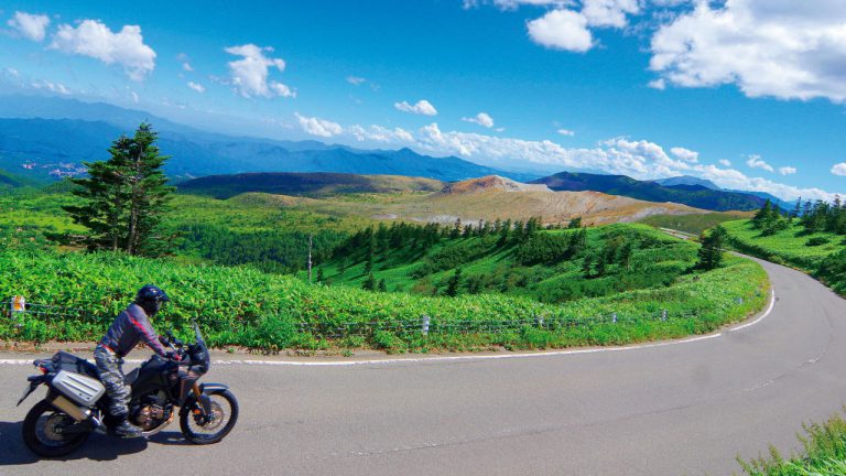 長野県/群馬県 志賀草津道路｜この夏どこ行くかもう決めた？ バイクツーリングで走りたい全国の最強に強まってる道でティア表を作ってみた！