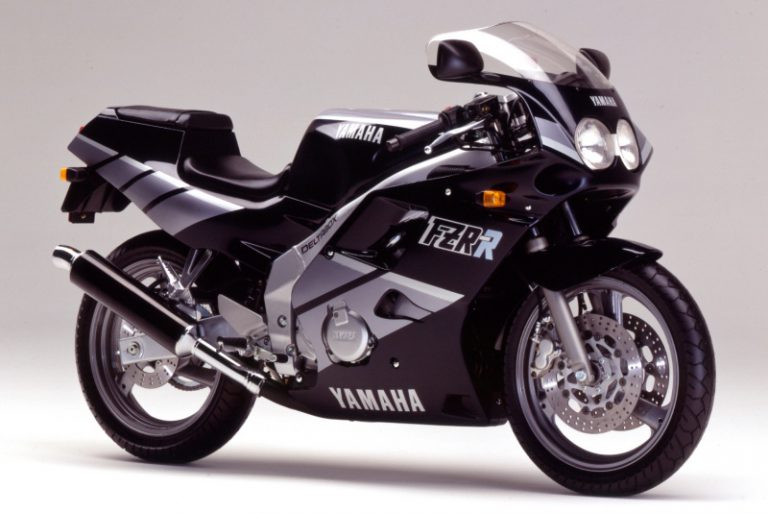 ヤマハ｜FZR250R｜1989｜意外と万能だった4気筒250cc、メットインを備えた機種もあったが1989年以降は本気系に変わっていった［クォーターマルチ烈伝#02］