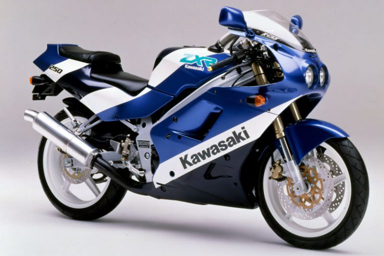 カワサキ｜ZXR250｜1990｜4気筒250ccが誕生した’80年代の熱気!! 他メーカーにないものを本気で追い求めたエポックメイキングな時代［クォーターマルチ烈伝#01］