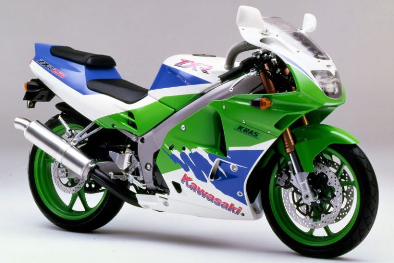 カワサキ｜ZXR250｜1993｜4気筒250ccが誕生した’80年代の熱気!! 他メーカーにないものを本気で追い求めたエポックメイキングな時代［クォーターマルチ烈伝#01］