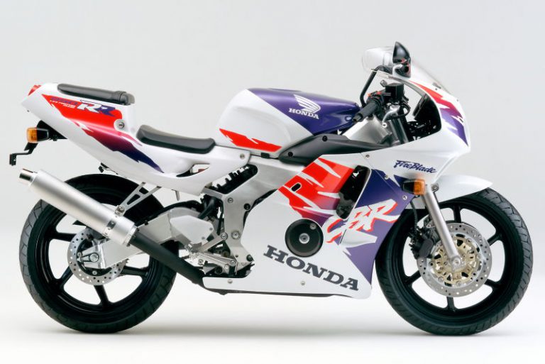 ホンダ｜CBR250RR｜1994｜4気筒250ccが誕生した’80年代の熱気!! 他メーカーにないものを本気で追い求めたエポックメイキングな時代［クォーターマルチ烈伝#01］