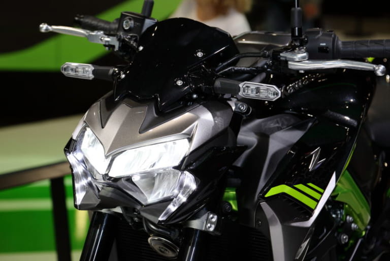KAWASAKI Z900｜最新相場もわかる! 人気バイク歴代モデル図鑑：カワサキZ900【装備充実の2020年モデル】