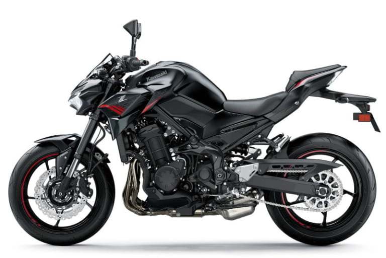 KAWASAKI Z900｜最新相場もわかる! 人気バイク歴代モデル図鑑：カワサキZ900【装備充実の2020年モデル】