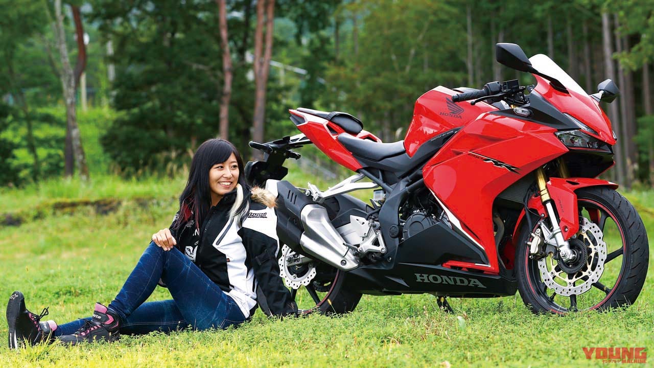 19ホンダcbr250rr詳細解説 レーシング女子 岡崎静夏の試乗インプレ その前に Webヤングマシン 最新バイク情報