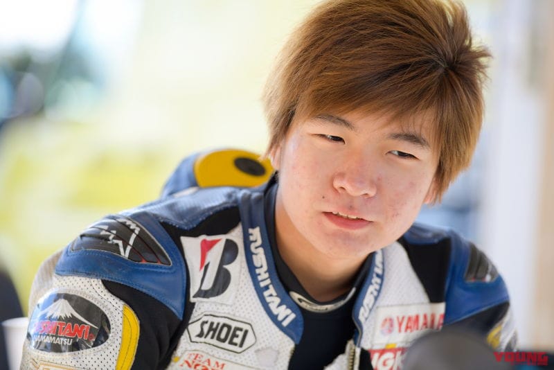 15歳 ノリックの息子 Yzf R25 阿部真生騎 サーキットスペシャルインプレッション Webヤングマシン 最新バイク情報