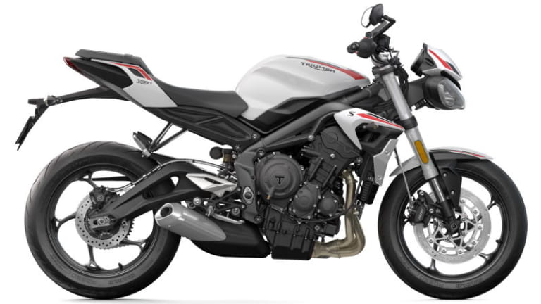 トライアンフ ストリートトリプルS|97万9000円の大型輸入バイク、トライアンフ「トライデント660」正式発表!