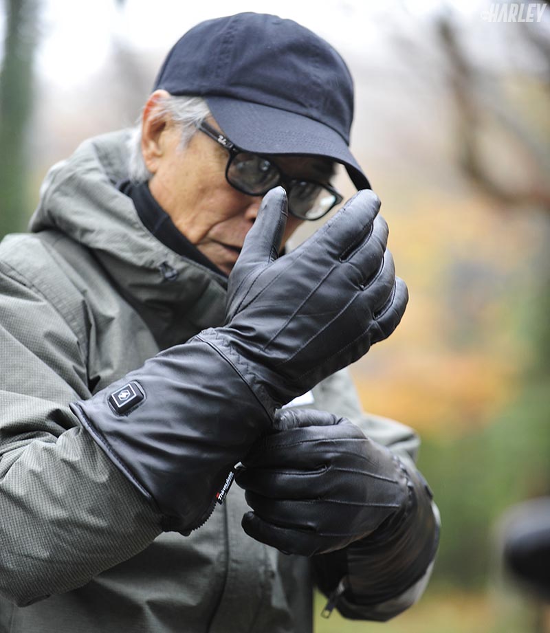 俳優・岩城滉一さんの走る愉しみを強力に支える電熱ウェア「ヒート