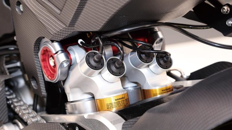 ビモータ・テージH2|新生ビモータ・テージH2の操安性を支える独創的な機構【ハブセンターステアリングを中心に】