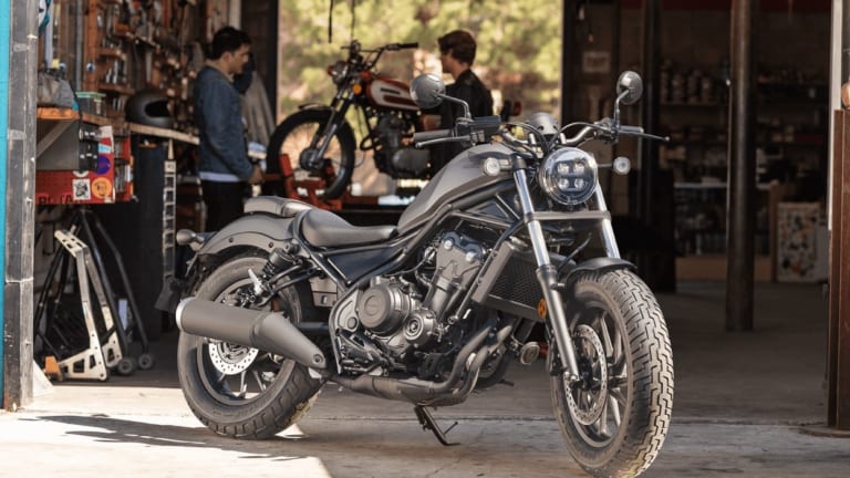 2020年ホンダ新型「レブル500（REBEL500）」が登場！ 4灯LEDでクールさ