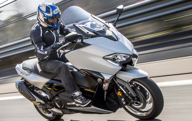 YAMAHA TMAX530|’19 国産スクーター人気ランキング【マシン・オブ・ザ・イヤー投票】
