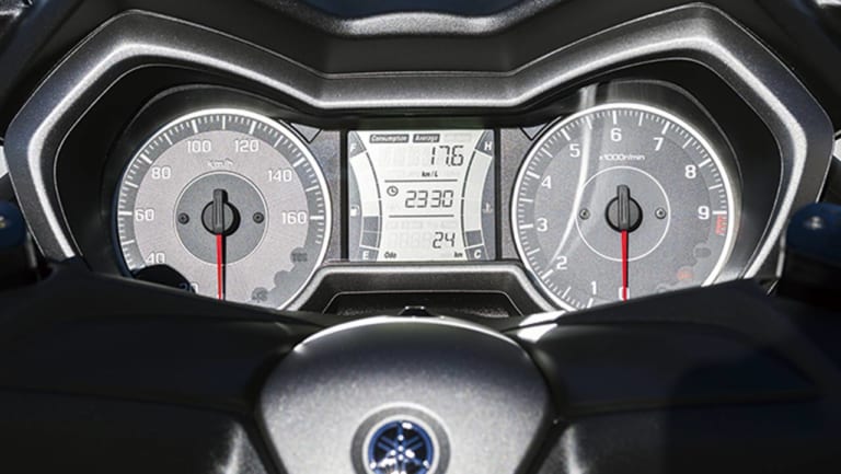 ヤマハXMAX|’20新車バイク総覧〈車検レス&400ccミドルスクーター|国産車#2/2〉ヤマハ/スズキ