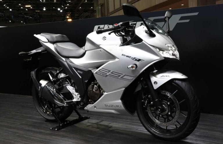 スズキ ジクサー SF 250|’20新車バイク総覧〈150〜250cc車検レス|国産車#1/5〉新車展望