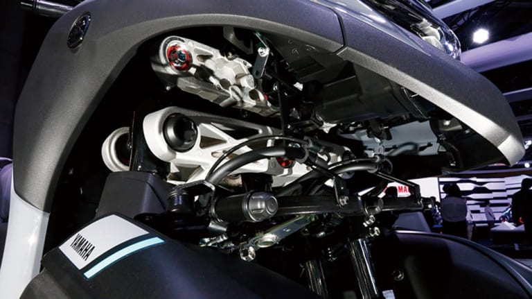 ヤマハ トリシティ300|’20新車バイク総覧〈車検レス&400ccミドルスクーター|国産車#2/2〉ヤマハ/スズキ