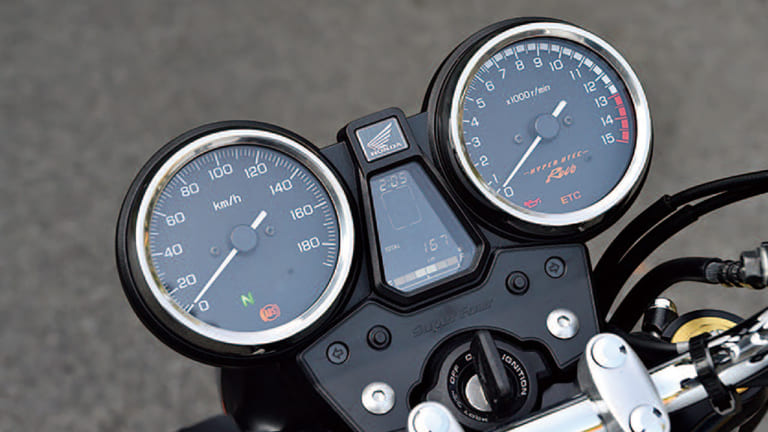 ホンダ CB400SF|’20新車バイク総覧〈300〜400ccミドル|国産車#3/4〉ホンダ