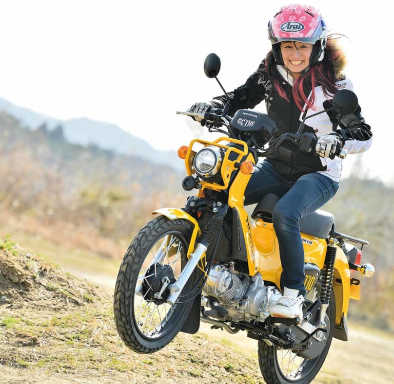 ホンダ クロスカブ110/50|’19 ストリートスポーツ50〜125cc人気バイクランキング【マシン・オブ・ザ・イヤー投票】