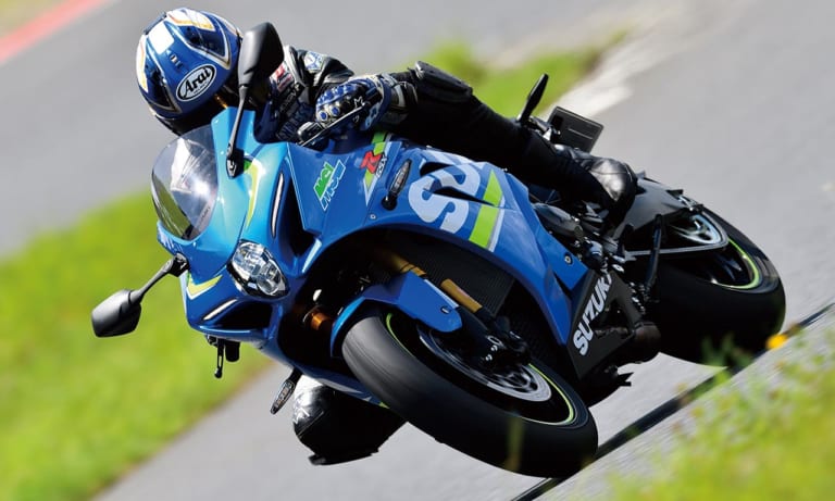 スズキ GSX-R1000 ABS|ファン投票で選ばれた’19年の人気バイクランキング【マシン・オブ・ザ・イヤー:総合部門】