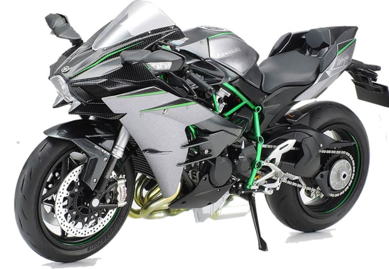 タミヤ 1/12 カワサキ Ninja H2 CARBON|タミヤから超リアルな「1/12 カワサキ Ninja H2 CARBON」が発売!