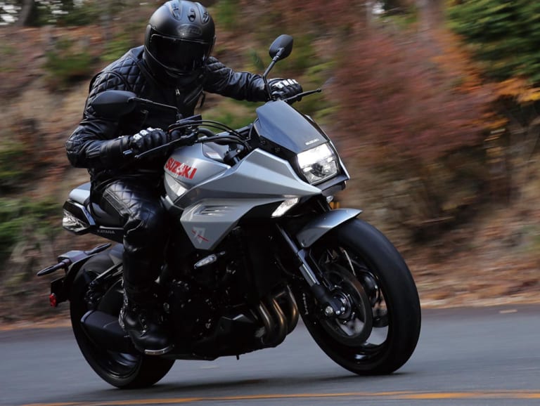 スズキ KATANA|’19ストリートスポーツビッグバイクの人気ランキング【マシン・オブ・ザ・イヤー投票】