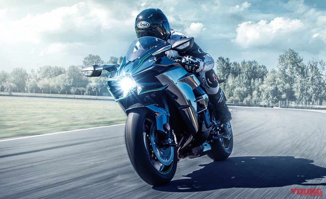 カワサキ Ninja H2 CARBON|ファン投票で選ばれた’19年の人気バイクランキング【マシン・オブ・ザ・イヤー:総合部門】