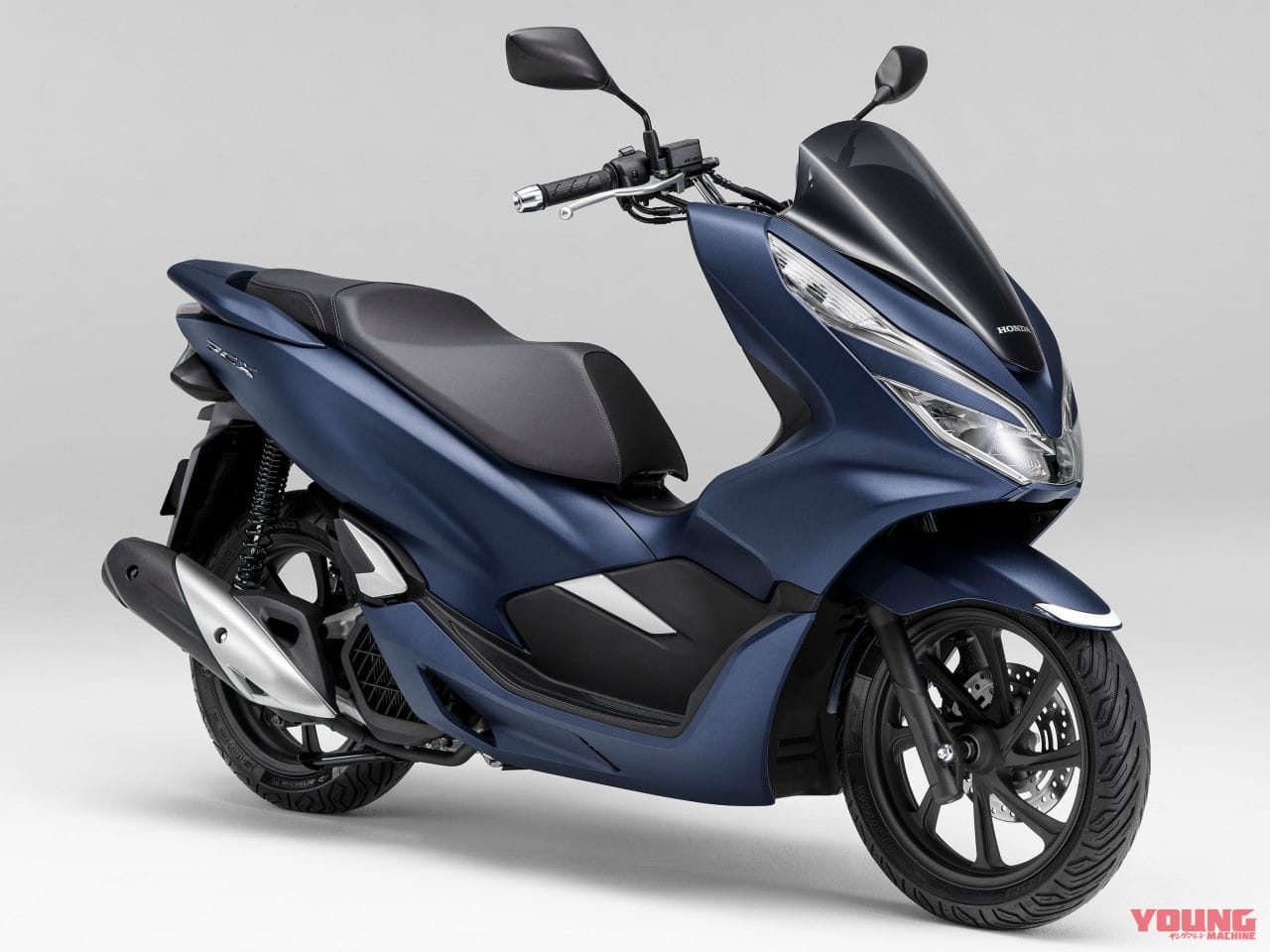 HONDA PCX|定番125ccスクーター! ホンダ「PCX」歴代モデル図鑑【2020年モデル:限定SPバージョン追加】