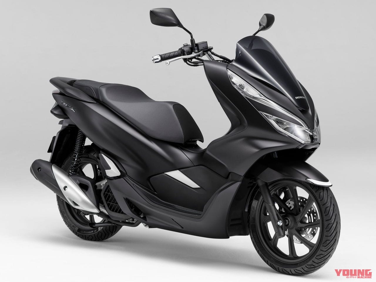 HONDA PCX|定番125ccスクーター! ホンダ「PCX」歴代モデル図鑑【2020年モデル:限定SPバージョン追加】