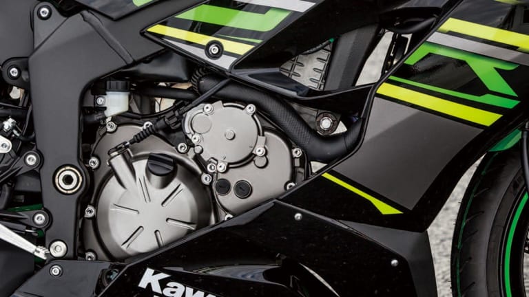 カワサキ Ninja ZX-6R KRTエディション|’20新車バイク総覧〈大型コンパクトスーパースポーツ|国産車〉
