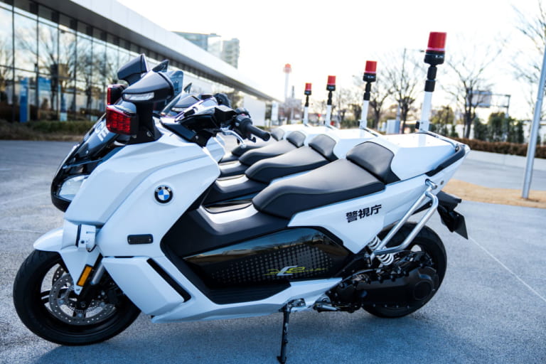 BMW C evolution 白バイ仕様