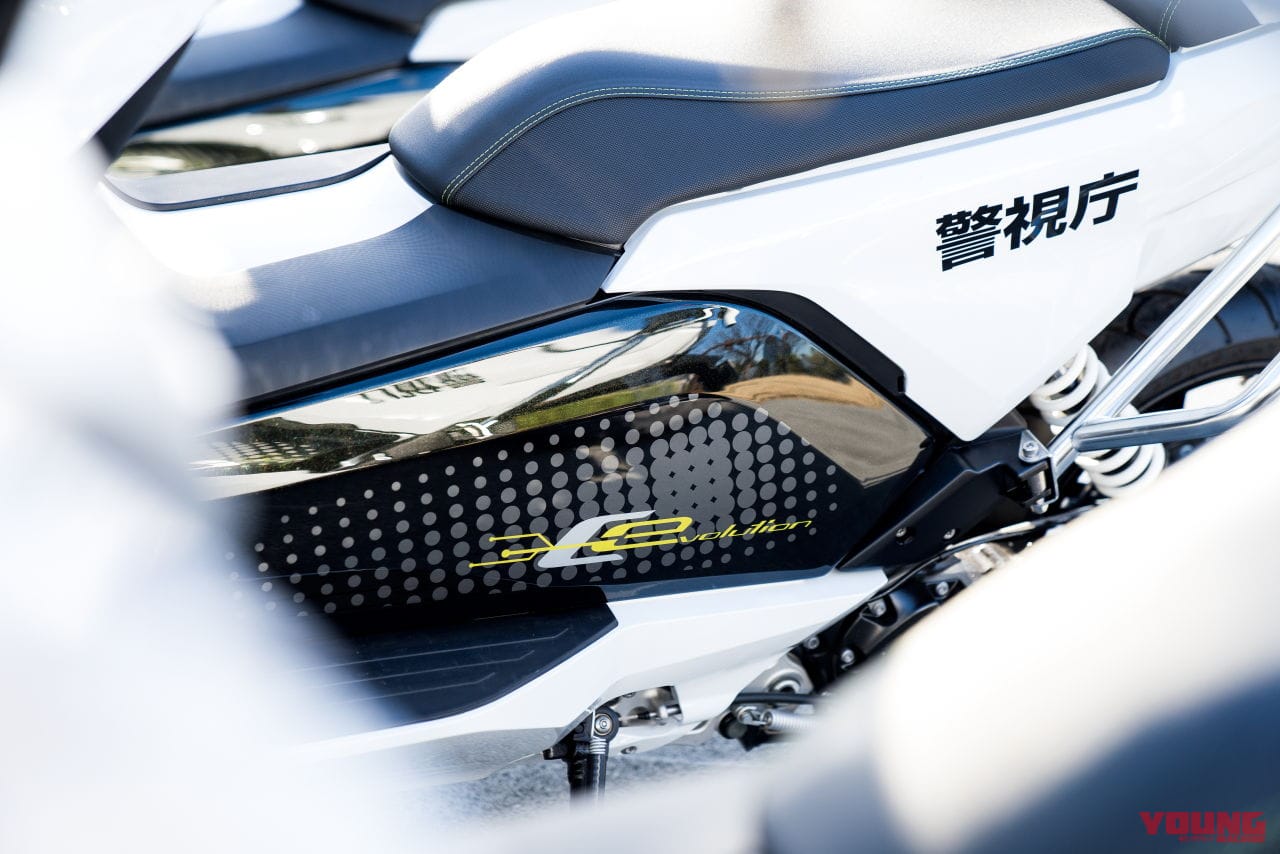 BMW C evolution 白バイ仕様|警視庁に史上初、外国車の電動スクーター白バイが誕生!「BMW C evolution」納入