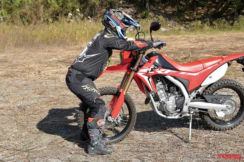 安全&楽しい林道ソロツーリングの心得|安全&楽しい林道ソロツーリングの心得〈コーナリングテクニック|転倒時の対処〉