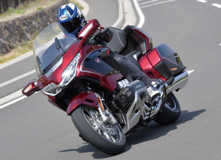 ホンダ ゴールドウイングシリーズ|’19 国産アメリカン人気バイクランキング【マシン・オブ・ザ・イヤー投票】