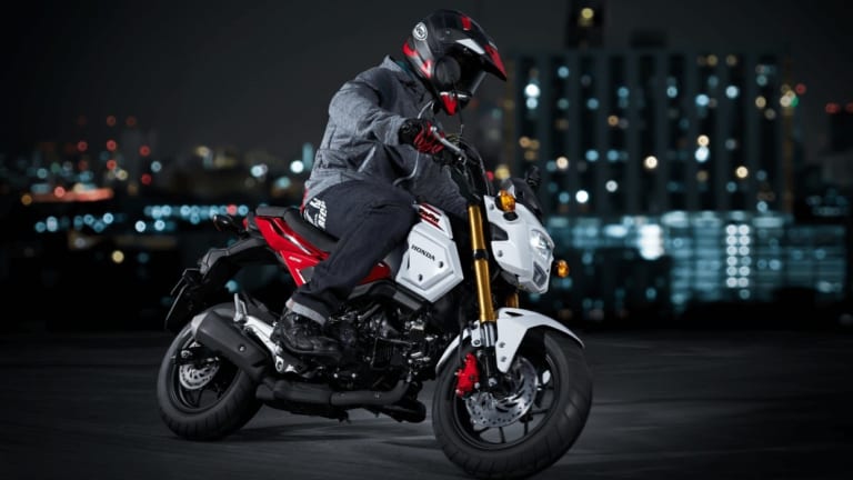 2020年型 ホンダの原付二種スポーツ「グロム」がカラーリング