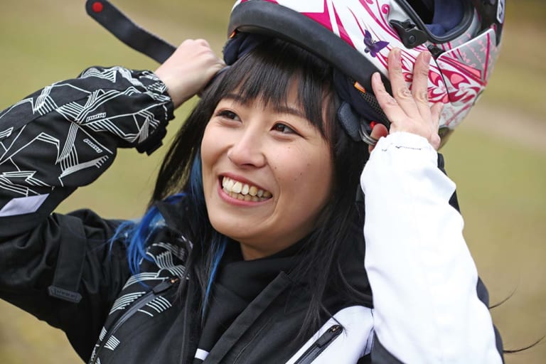 '19ホンダモンキー125 岡崎静夏インプレッション|レーシング女子・岡崎静夏のモンキー125試乗インプレ【”ゆるふわ”バイクは貴重な存在】