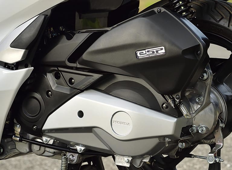 ホンダ PCX|’20新車バイク総覧〈110〜125cc原付二種|国産車#5/5 スクーター〉ホンダ