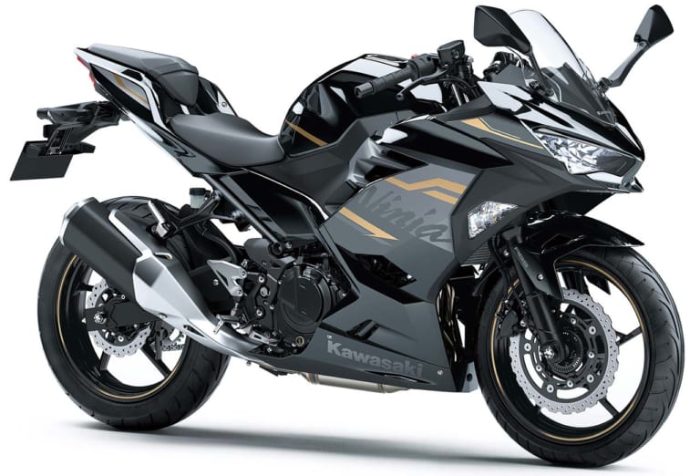 カワサキ Ninja 250|’20新車バイク総覧〈150〜250cc車検レス|国産車#2/5〉カワサキ