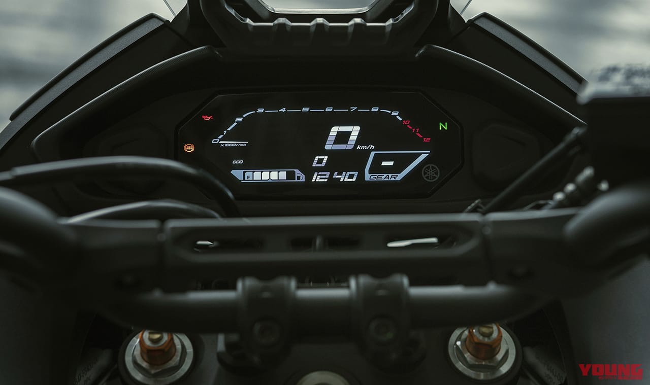 TRACER 700