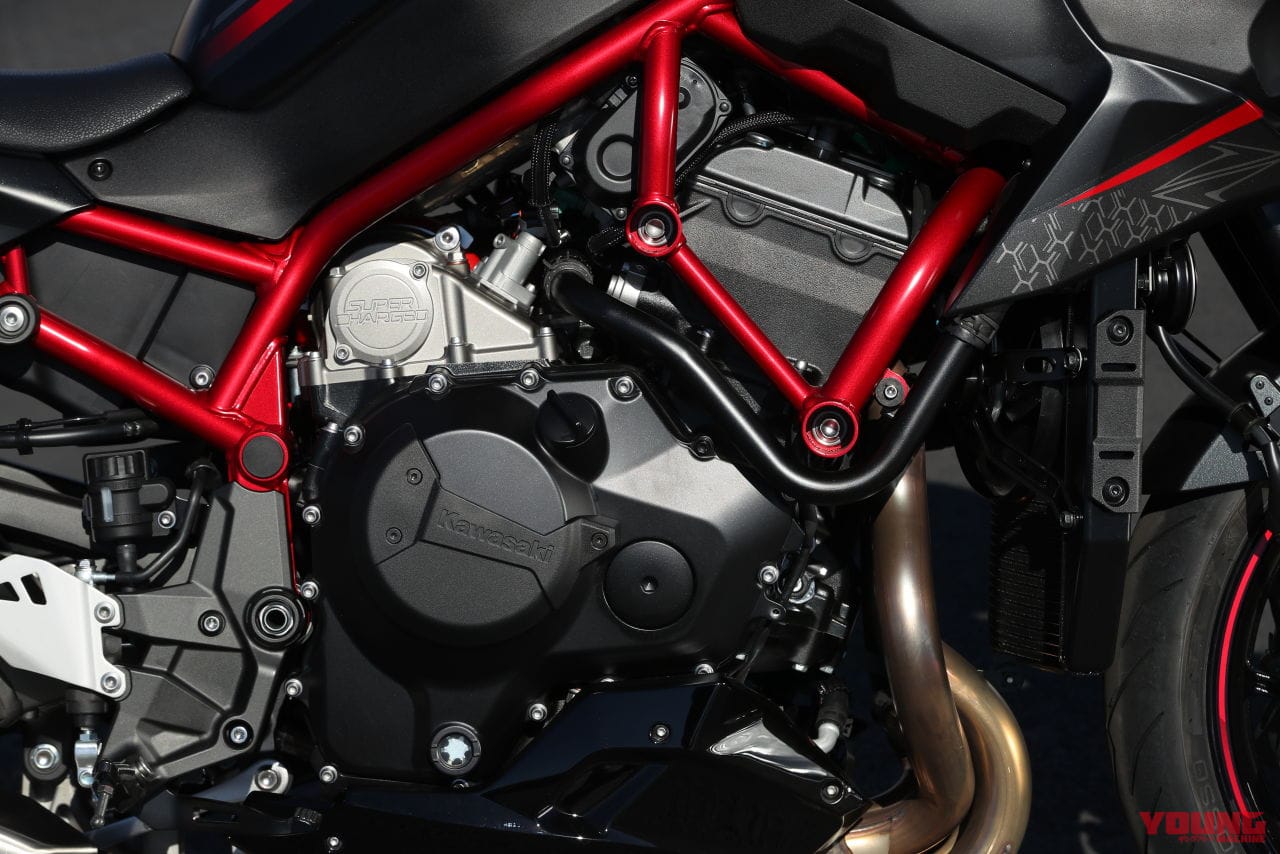 カワサキZ H2|カワサキZの最上級「Z H2」過給機付きモンスターネイキッド、試乗インプレッション