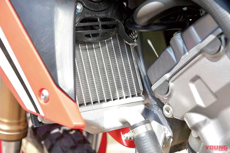 安全&楽しい林道ソロツーリングの心得|安全&楽しい林道ソロツーリングの心得〈コーナリングテクニック|転倒時の対処〉