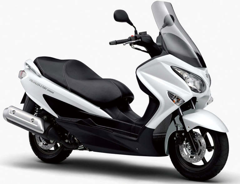 スズキ バーグマン 200|’20新車バイク総覧〈車検レス&400ccミドルスクーター|国産車#2/2〉ヤマハ/スズキ