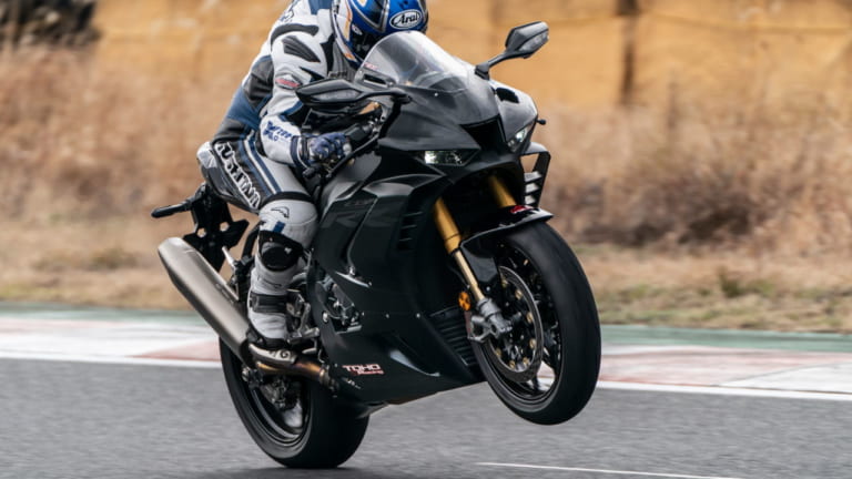 映像】なんというサウンド!「CBR1000RR-R」アクラポヴィッチ 映像】なんというサウンド!「CBR1000RR-R」アクラポヴィッチ