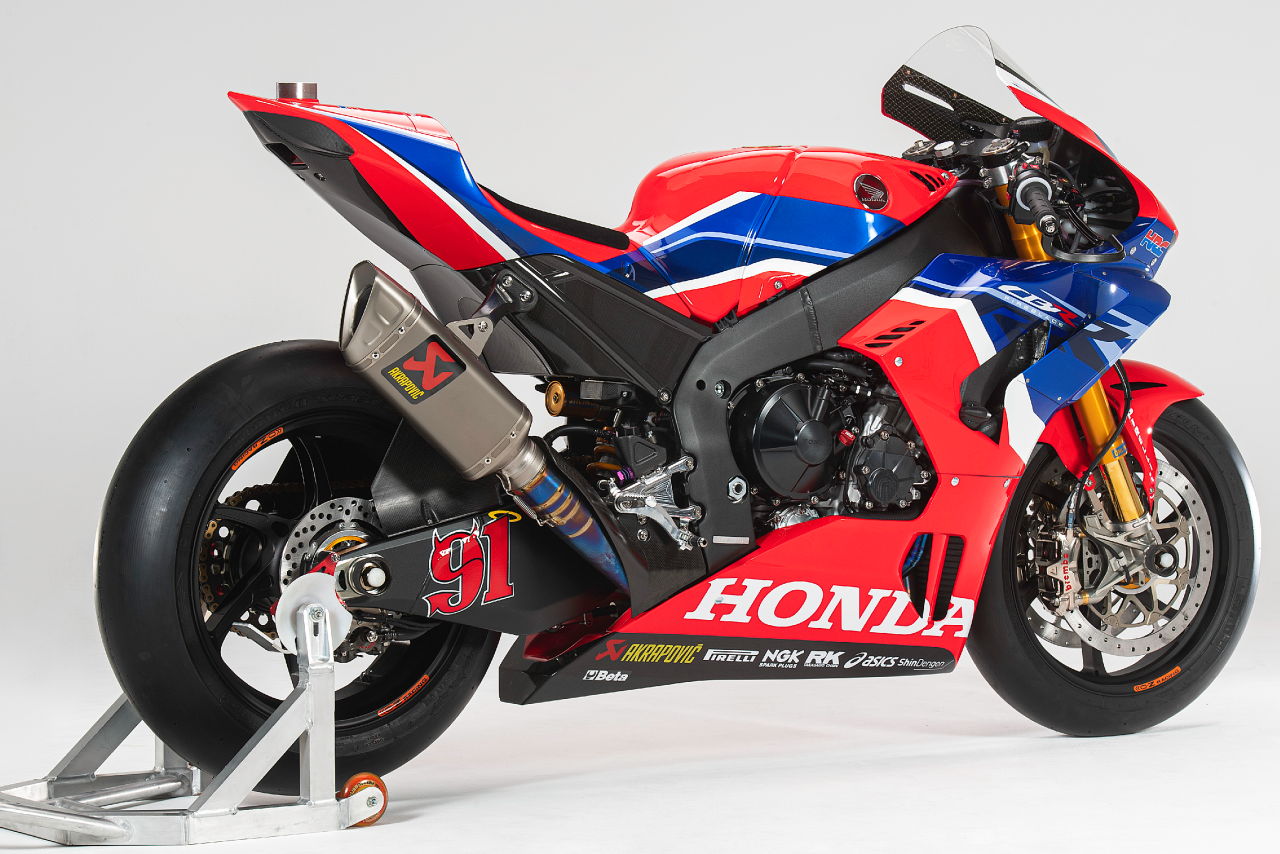 ホンダCBR1000RR-R|【映像】なんというサウンド!「CBR1000RR-R」アクラポヴィッチ エキゾーストノート【ノーマルです】