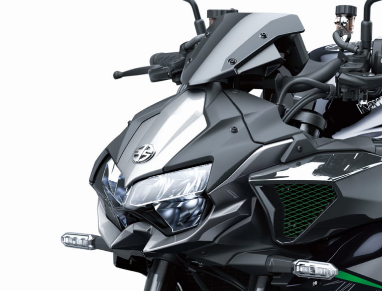 キングZはスーパーチャージャーで200ps！ カワサキ「Z H2」が4月