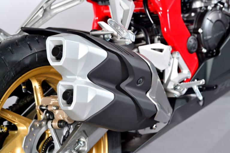 ZX-25Rを迎撃せよ！ 2020年ホンダCBR250RRは7月中旬発売［エンジンは3