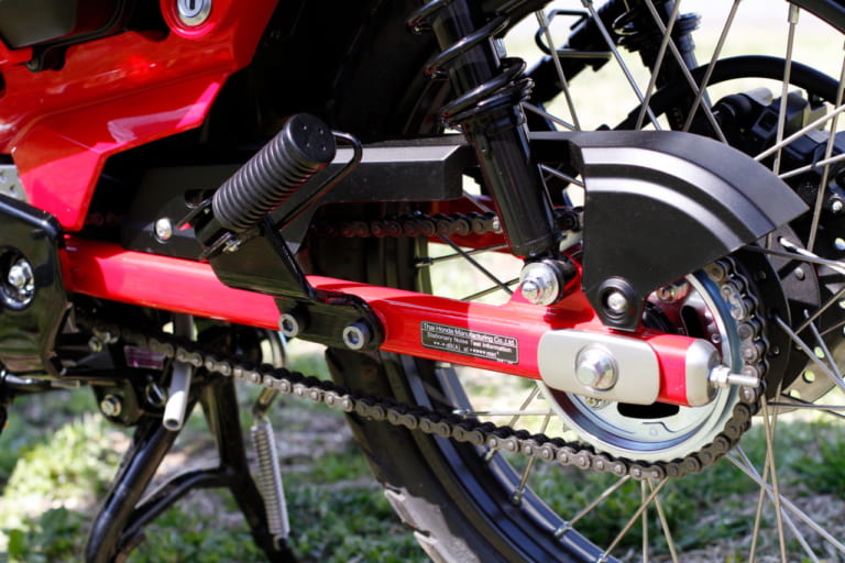 CT125ハンターカブのスプロケット|【映像】CT125ハンターカブはどんな乗り味? スーパーカブC125とスペック比較で予想してみる