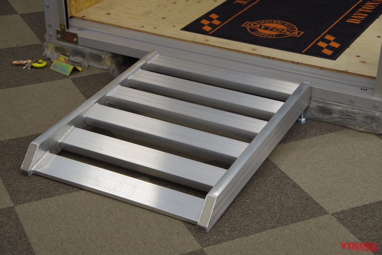 デイトナのモーターサイクルガレージ|ガレージこそ盗難対策の決め手、自分だけの城にもなる!